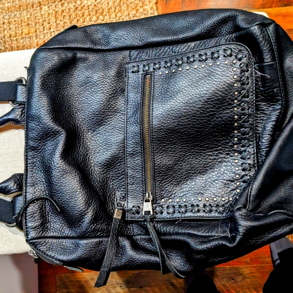 The Sak Shoulder Bag